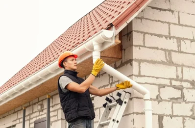 Pose et remplacement de gouttières à Verdenal